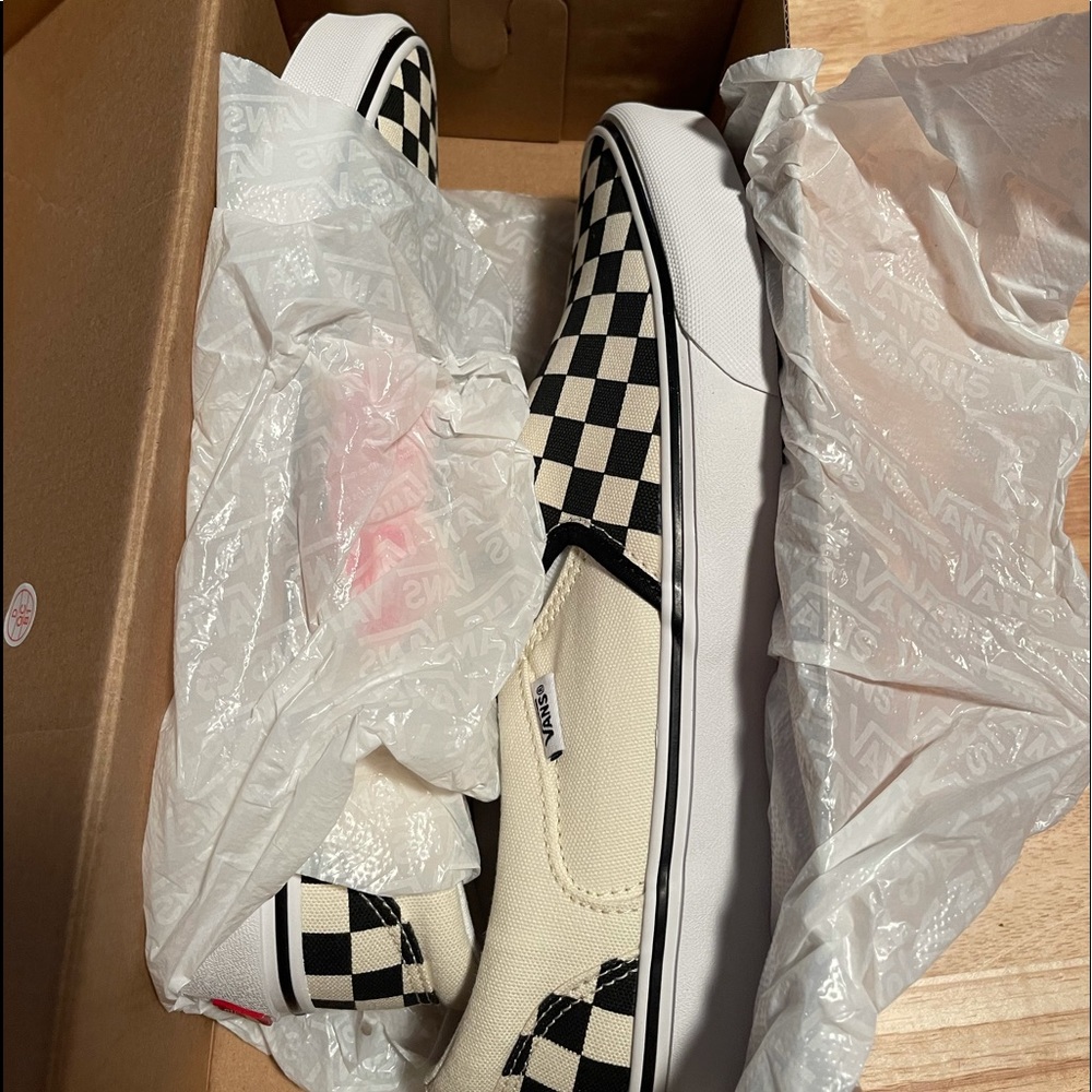 Vans men’s size 9.5 black and white